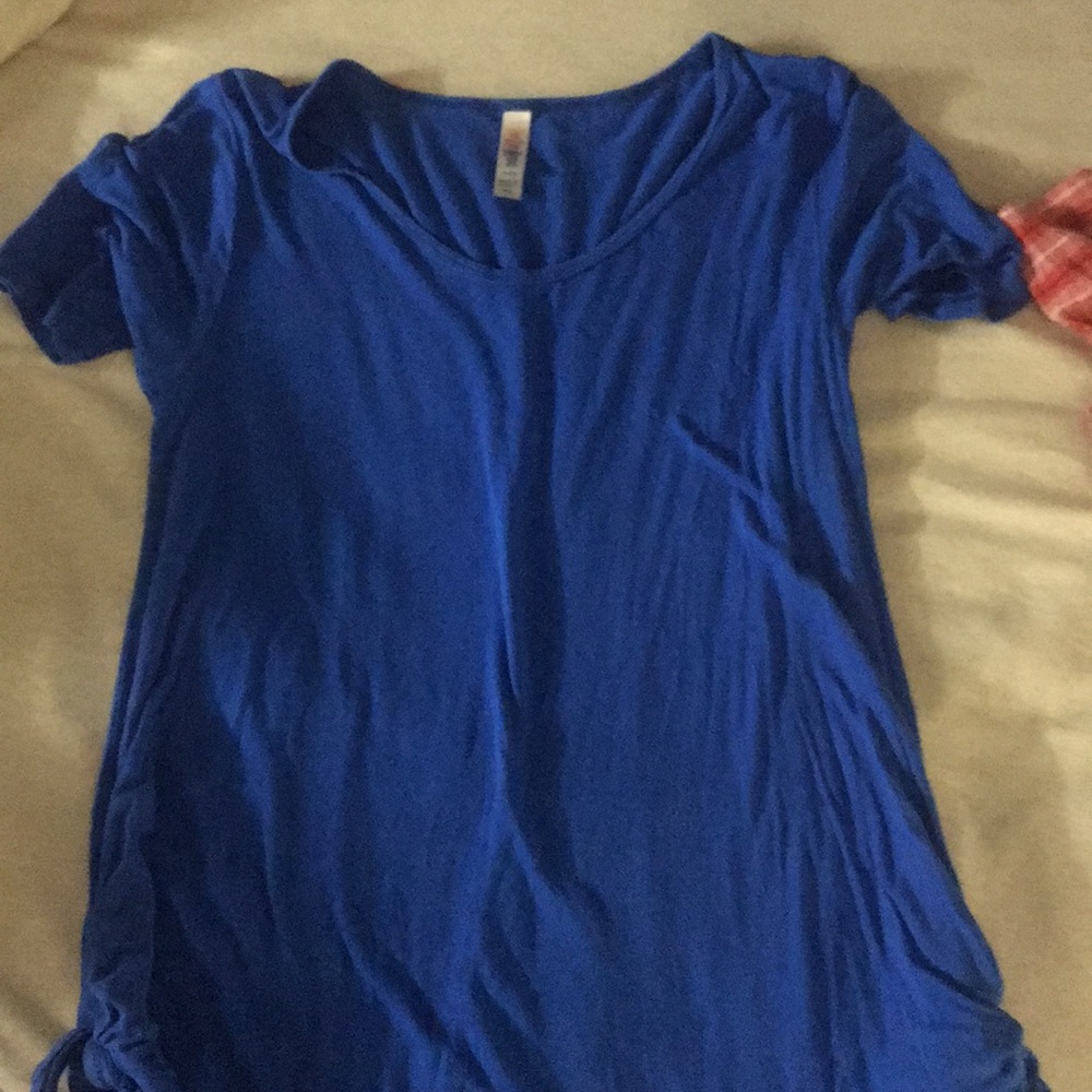 Solid blue perfect tee